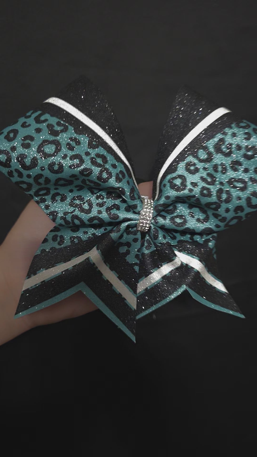 💎🐆 Glitter, leopard print, and cheer? Say LESS 😍🩵